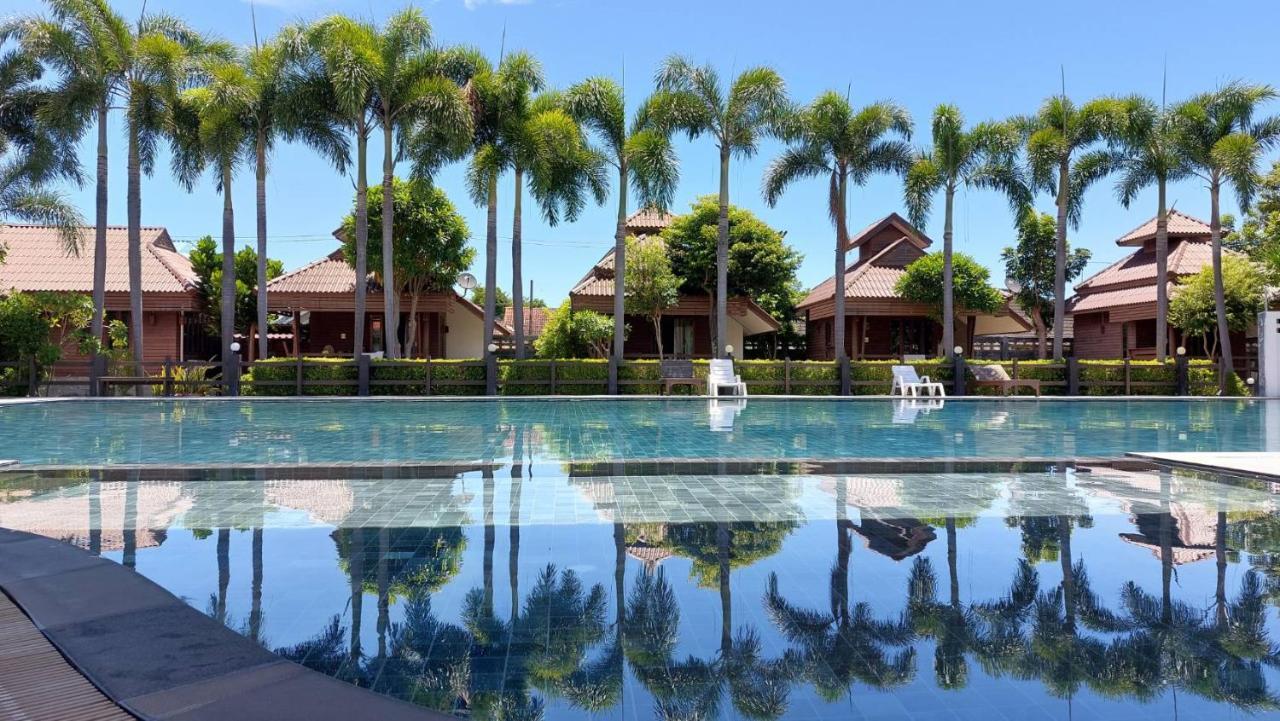 Ruenpruksa Resort Prachuap Khiri Khan Eksteriør billede